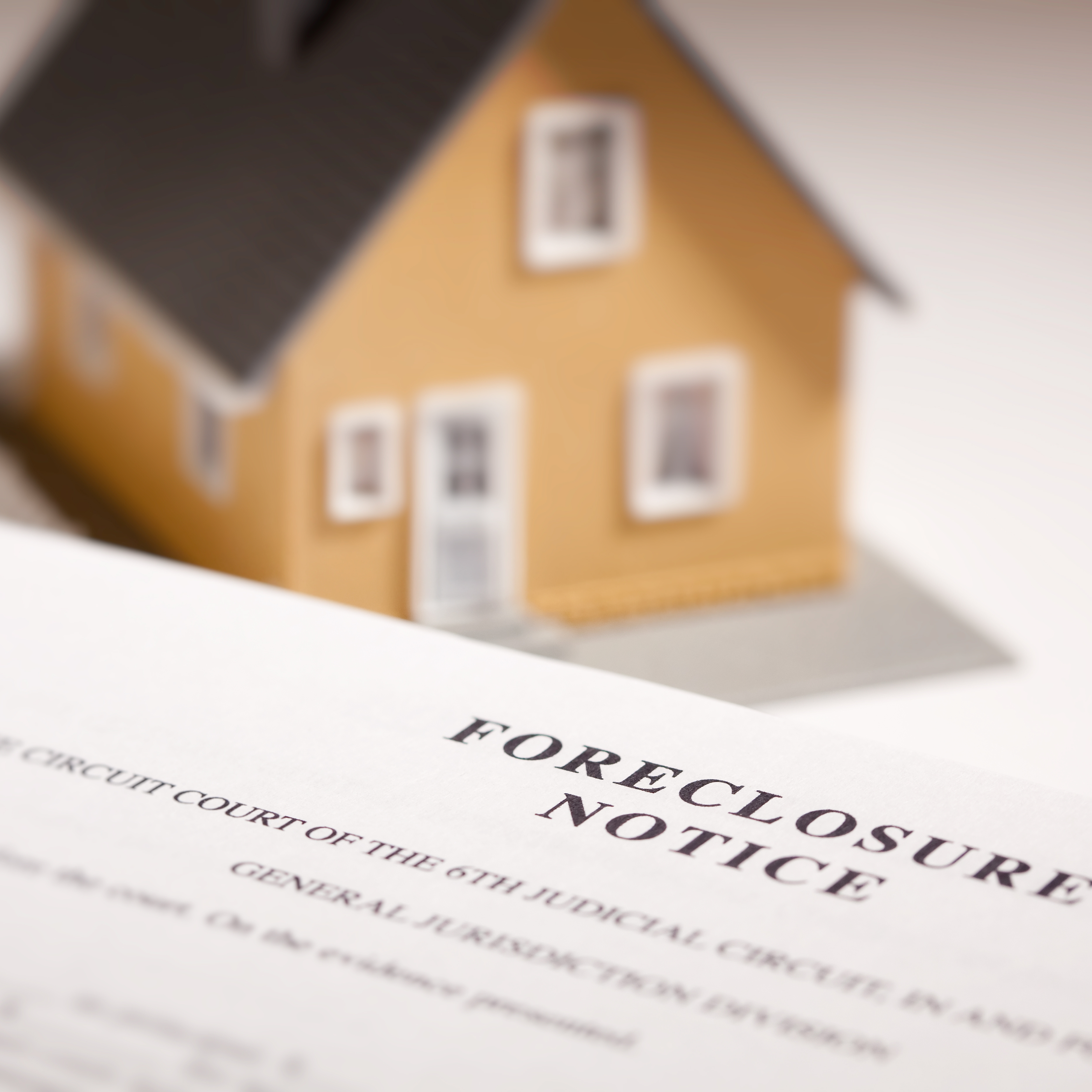 Pre-Foreclosure & Foreclosure Sales in Memphis: Timeline, Rights & Options